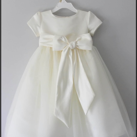 Other - Toddler girl flower girl short sleeve dress